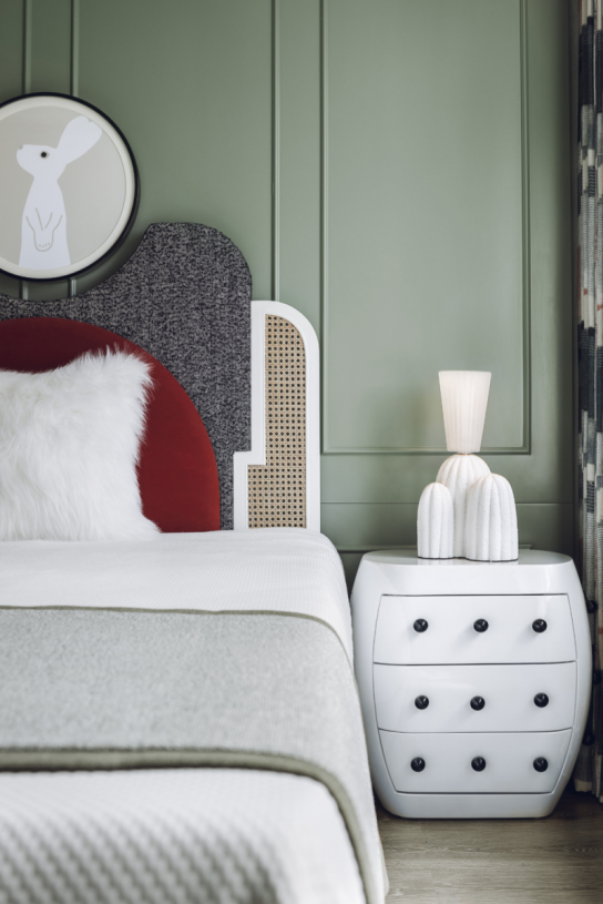 法式輕奢風格室內設計家裝案例-次臥床頭柜 法式輕奢風格室內設計家裝案例-次臥床頭柜