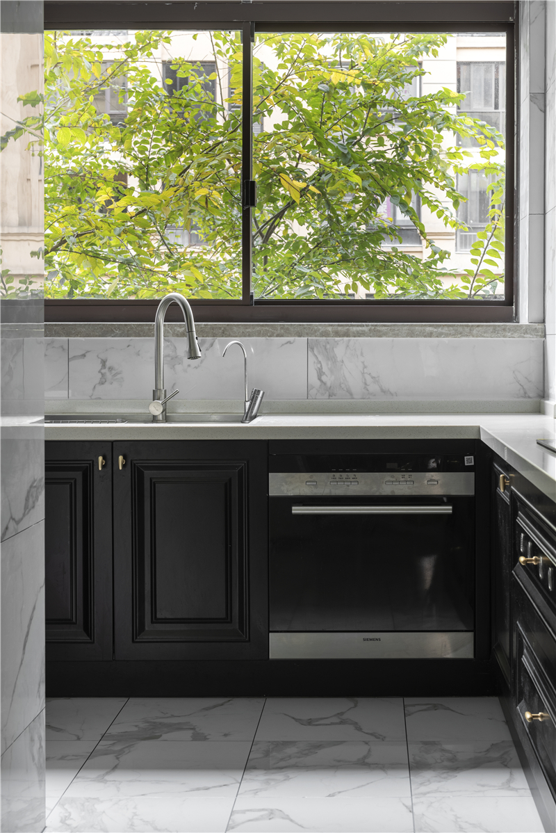 現代美式風格家裝設計室內裝修效果圖-廚房 現代美式風格家裝設計室內裝修效果圖-廚房