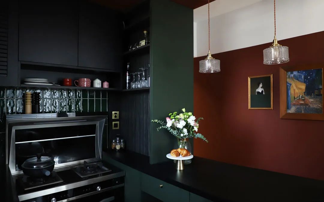 現(xiàn)代前衛(wèi)風格家裝設(shè)計室內(nèi)裝修效果圖-廚房 現(xiàn)代前衛(wèi)風格家裝設(shè)計室內(nèi)裝修效果圖-廚房