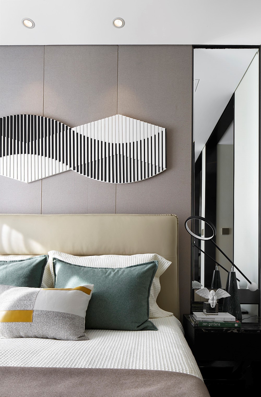 北歐輕奢風(fēng)格室內(nèi)家裝案例效果圖-臥室 北歐輕奢風(fēng)格室內(nèi)家裝案例效果圖-臥室