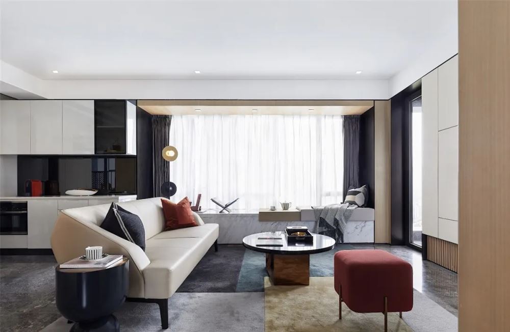 佛山市廣佛新世界花園洋房輕奢風格四居室裝修案例