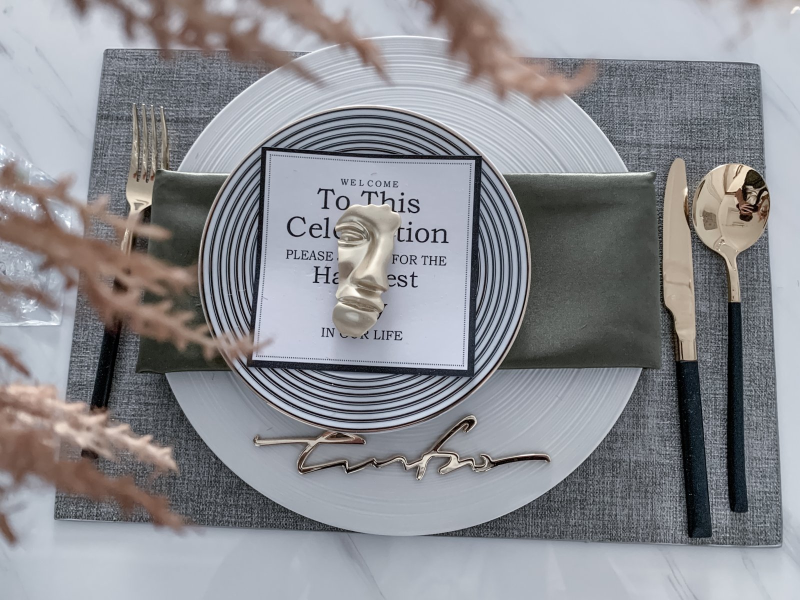 簡歐輕奢風格室內設計家裝案例-餐廳餐具 簡歐輕奢風格室內設計家裝案例-餐廳餐具